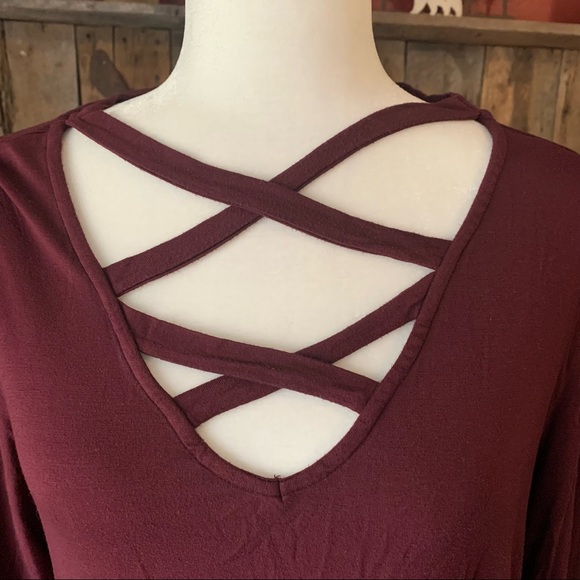 Jennifer Lopez Maroon XL Top - Picture 2 of 3